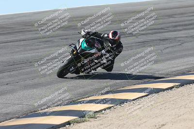 media/Oct-13-2025-Moto Forza (Mon) [[a66d839500]]/4-C Group/Session 2 (Bowl)/